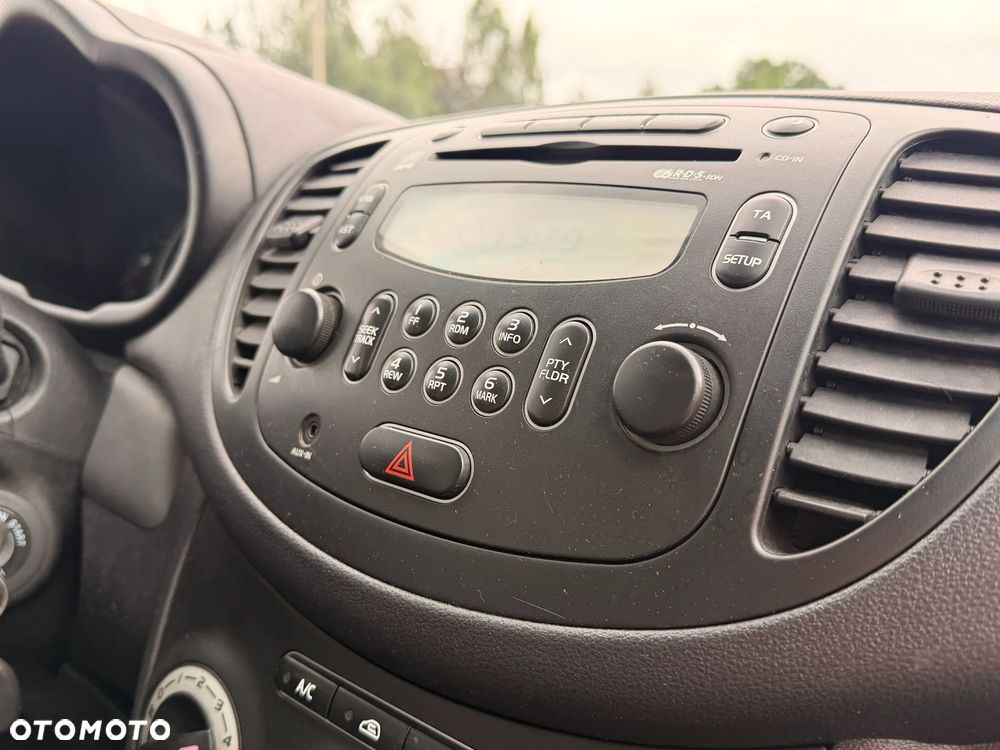 Hyundai i10 1.1 Base - 15