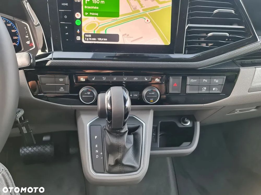 Volkswagen California - 12