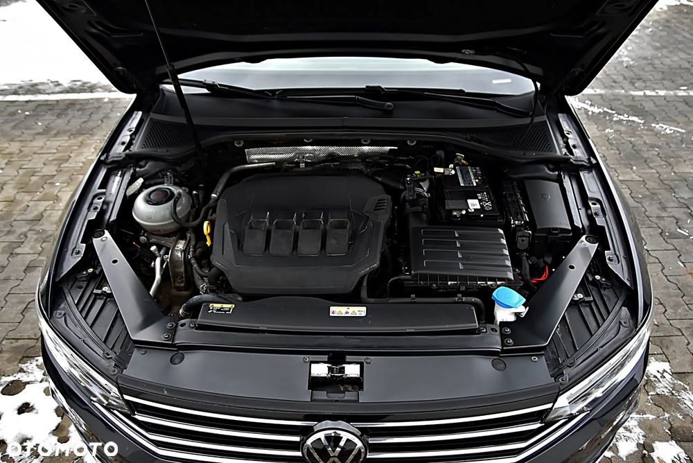 Volkswagen Passat 2.0 TSI Elegance DSG - 12