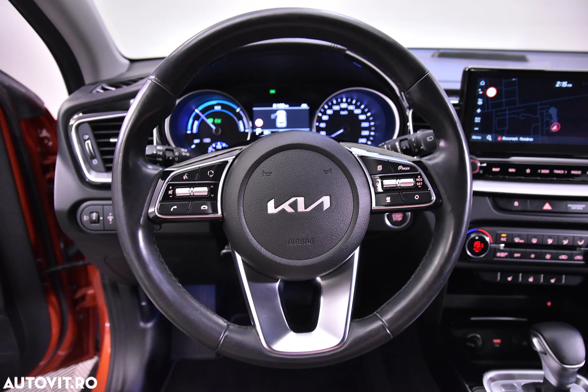 Kia XCeed - 16