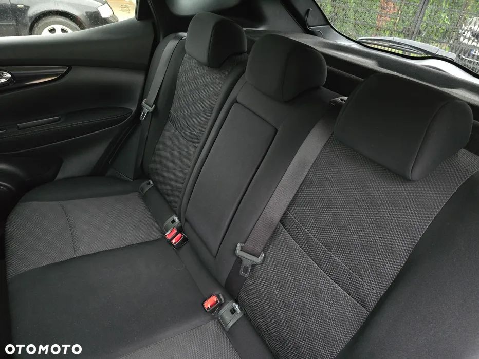 Nissan Qashqai - 24