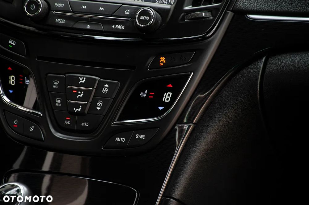 Opel Insignia 2.0 Exclusive - 22