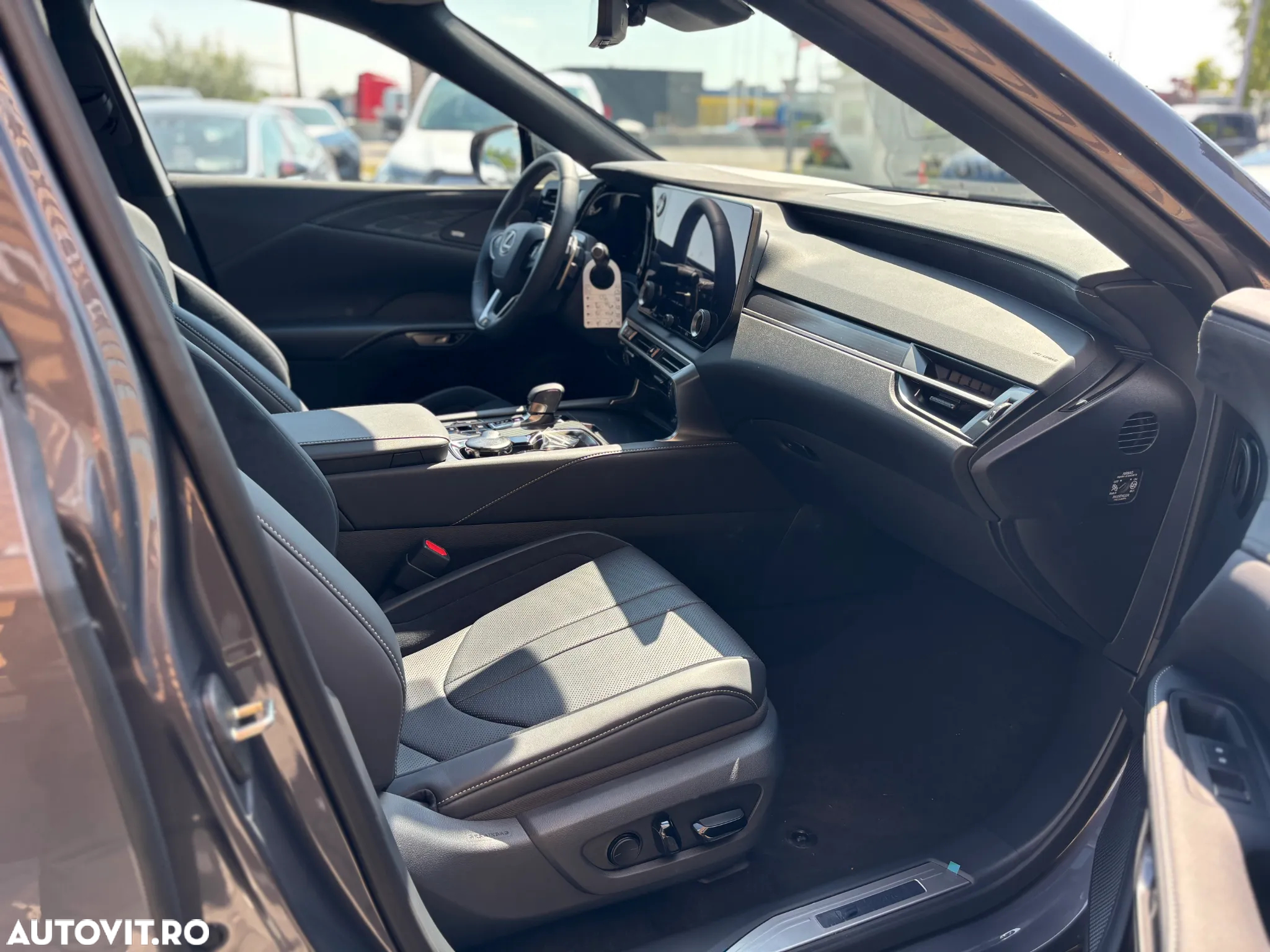 Lexus Seria RX - 20