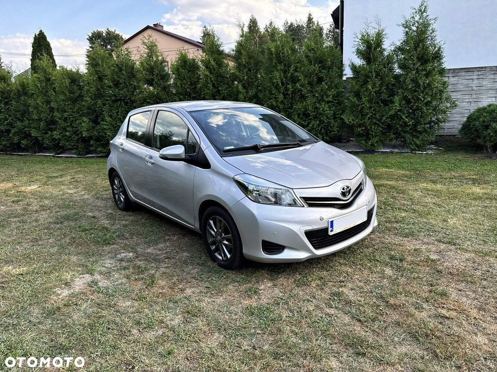 Toyota Yaris 1.33 VVT-i Edition 2014 - 11