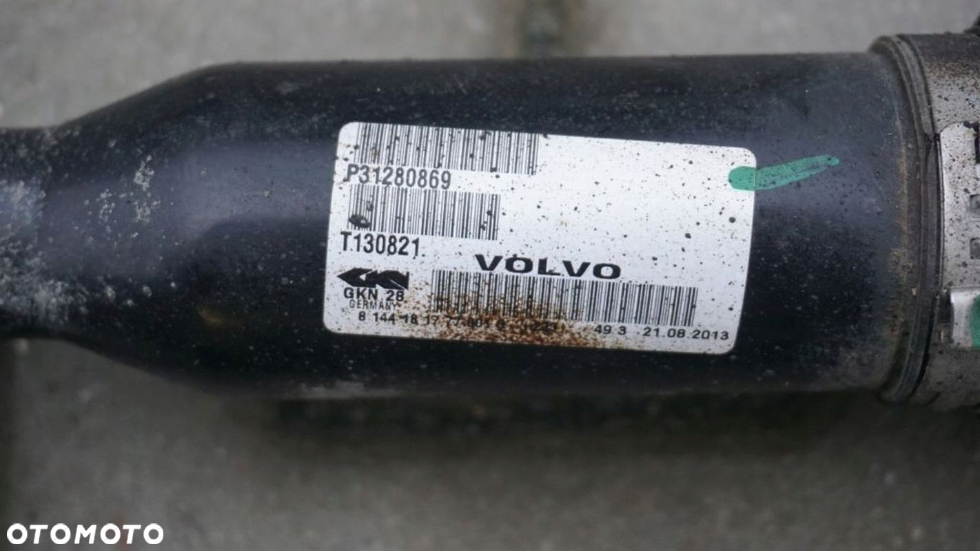 VOLVO XC90 2.4 D5 - PÓŁOŚ LEWA PRZÓD AUTOMAT - 2
