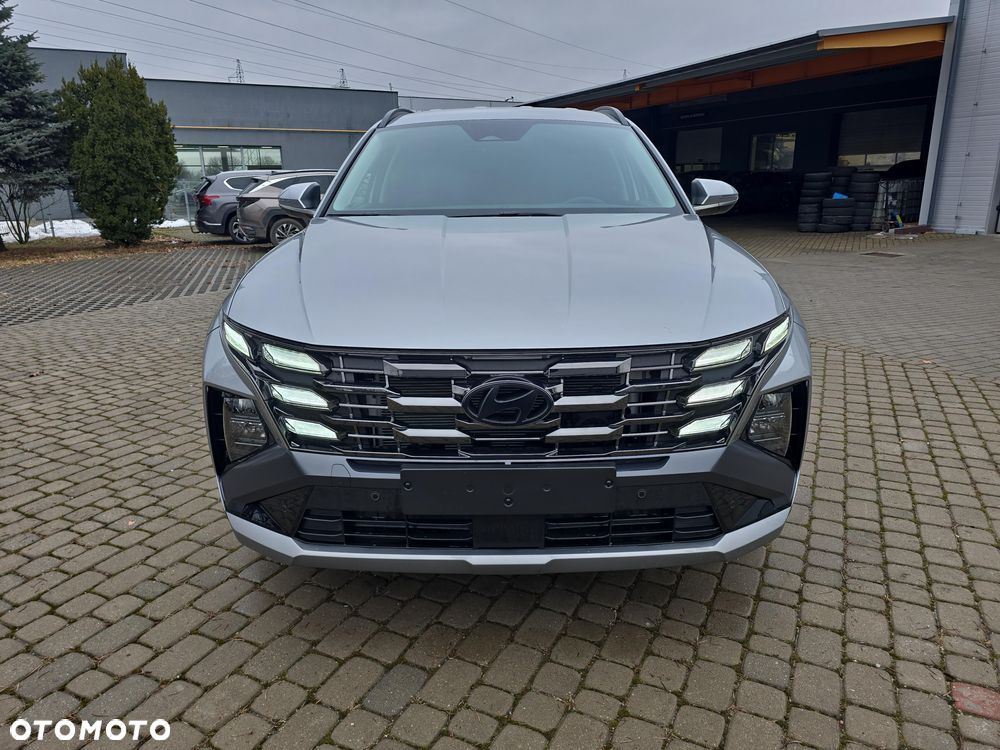 Hyundai Tucson 1.6 T-GDi HEV Executive 2WD - 3