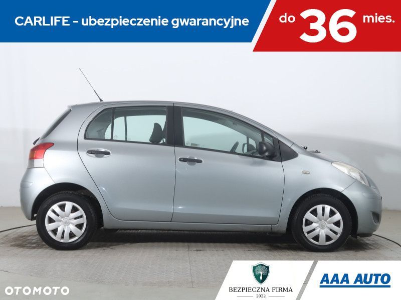 Toyota Yaris - 7