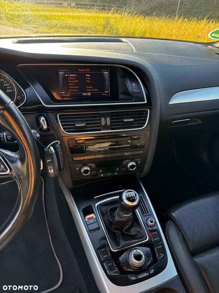 Audi A4 Avant 2.0 TDI DPF clean diesel S line Sportpaket - 16