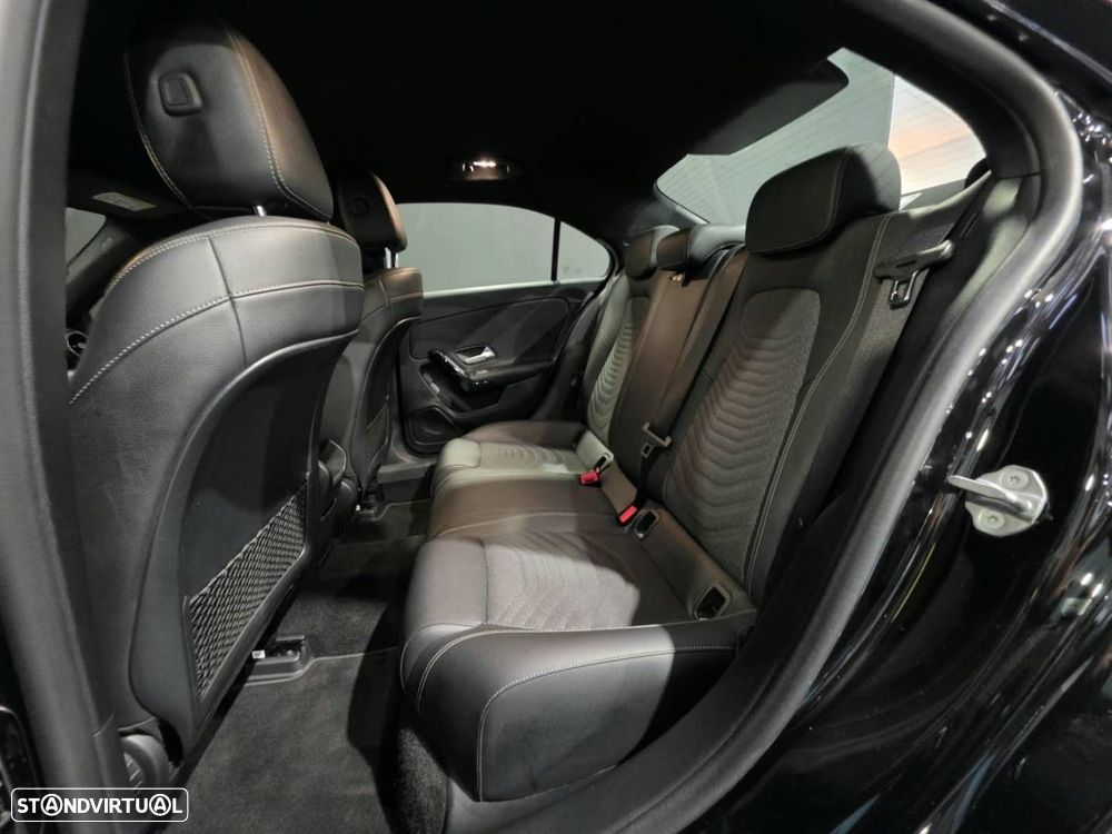Mercedes-Benz A 180 Limousine d Business Solutions Aut. - 17