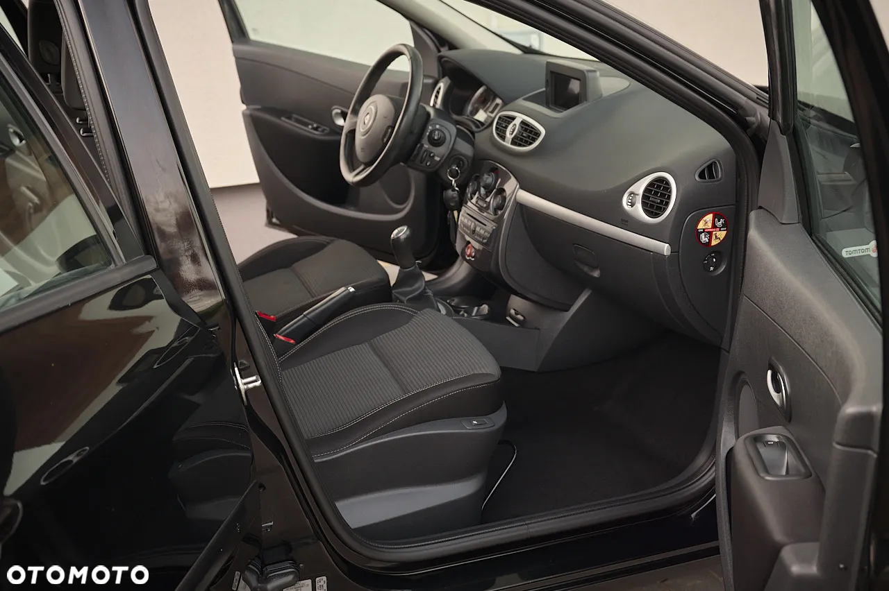 Renault Clio 1.2 16V TCE Exception - 23