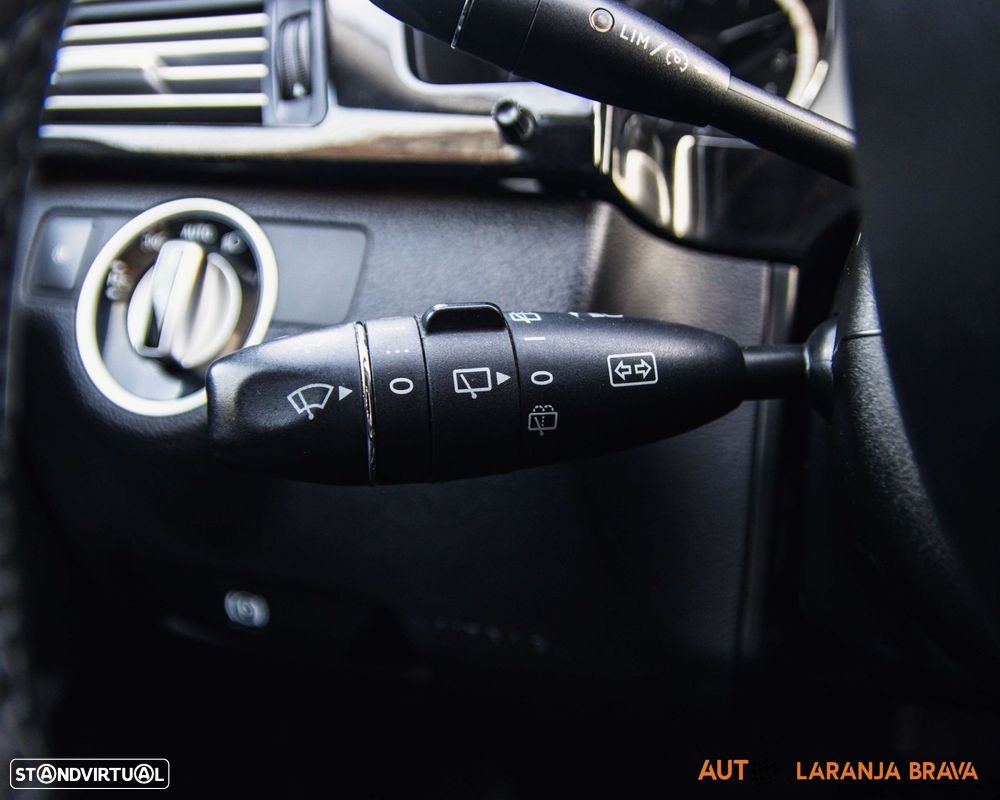 Mercedes-Benz E 250 CDi Avantgarde BlueEfficiency Auto. - 27