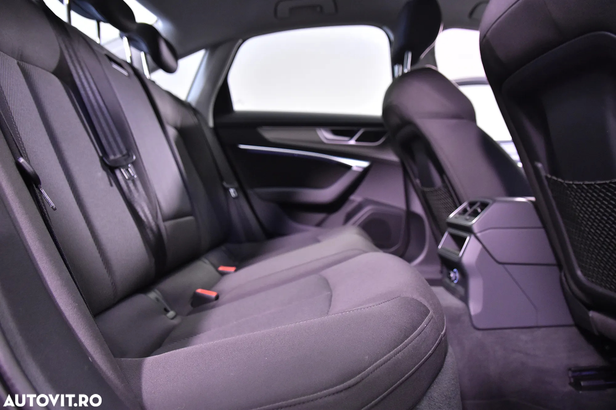 Audi A6 - 12
