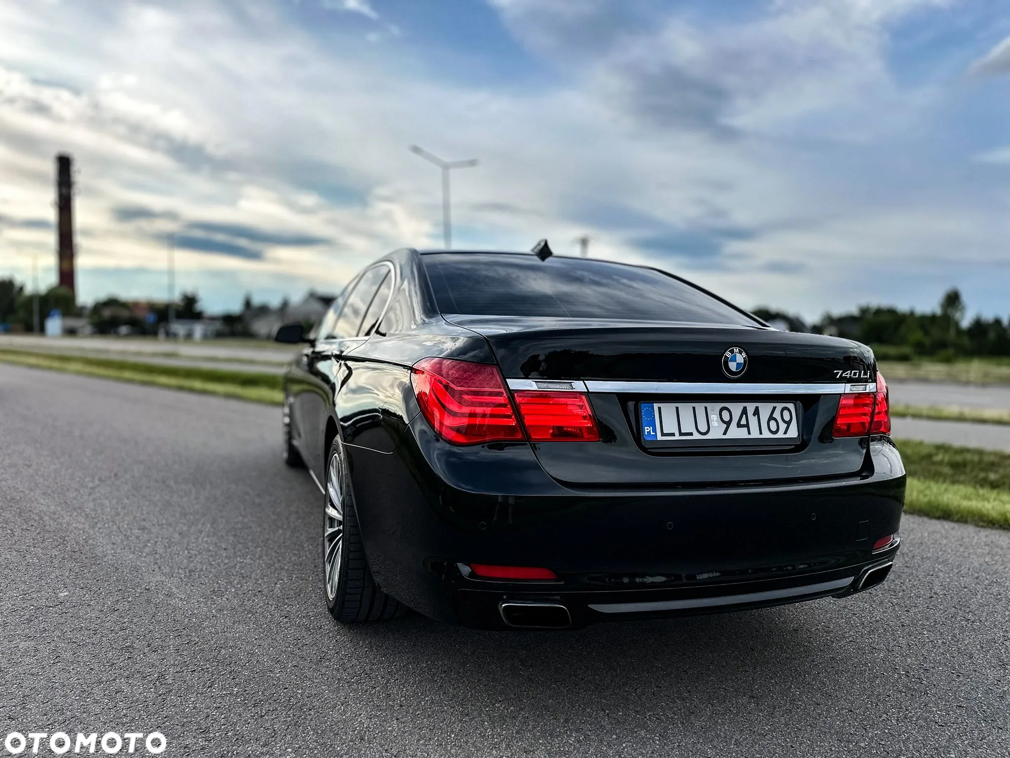 BMW Seria 7 740i L - 4