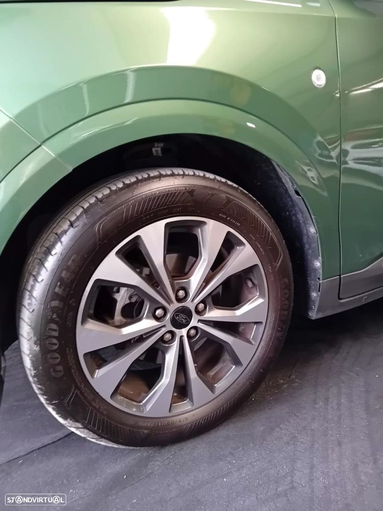 Ford Tourneo Courier 1.0 EcoBoost Titanium - 3