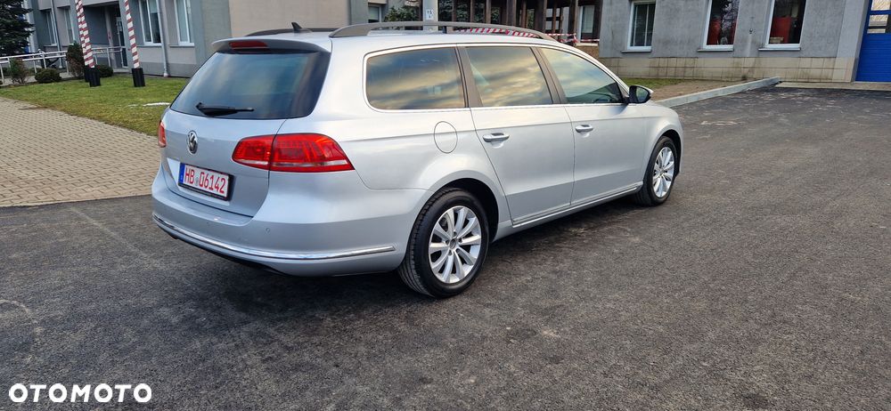 Volkswagen Passat 2012 photo 5