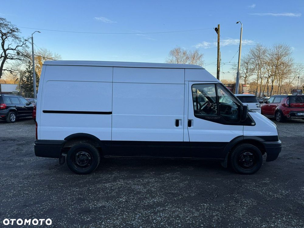 Ford Transit - 22