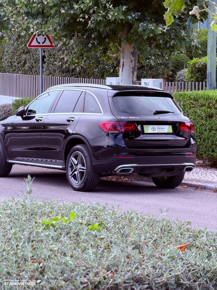 Mercedes-Benz GLC 300 de 4Matic 9G-TRONIC AMG Line - 27
