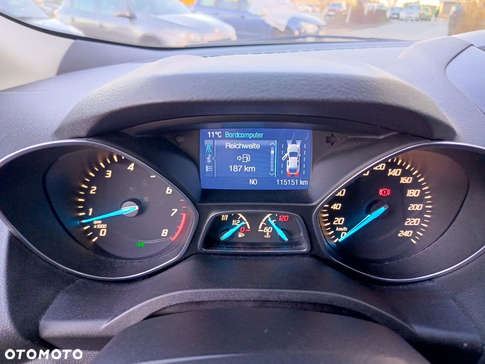 Ford Kuga 1.6 EcoBoost 2x4 Titanium - 15