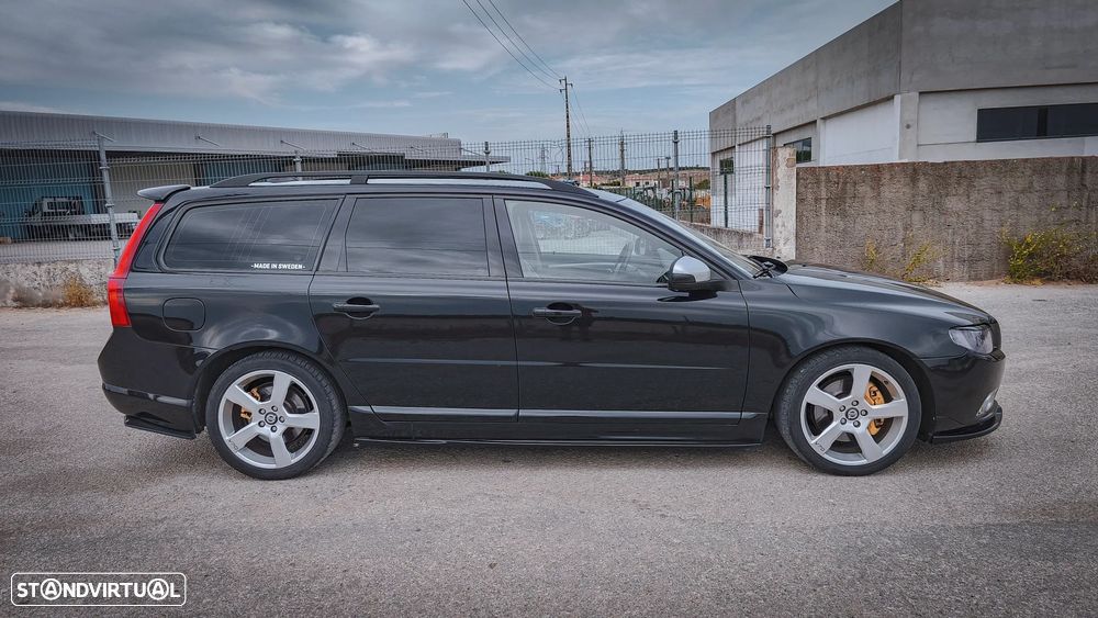 Volvo V70 2.0 D3 R-Design - 4