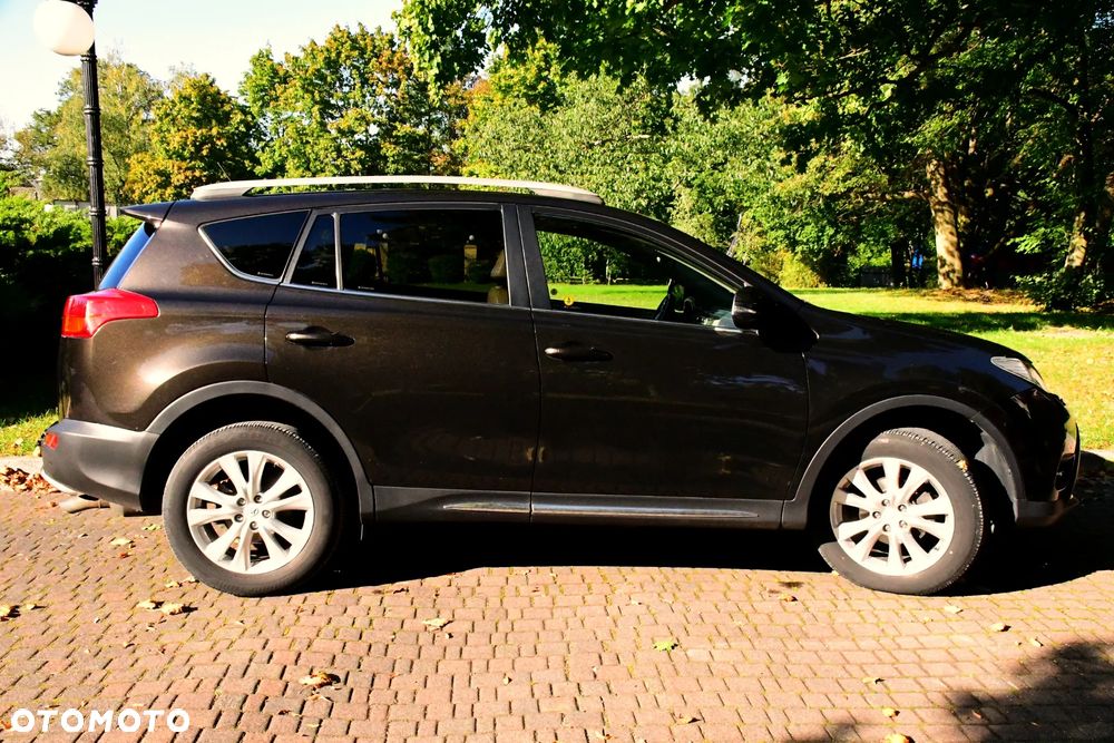 Toyota RAV4 2.0 D-4D 4x4 Executive - 5