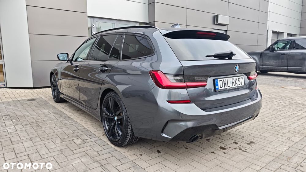 BMW Seria 3 320d xDrive Edition M Sport Shadow - 5