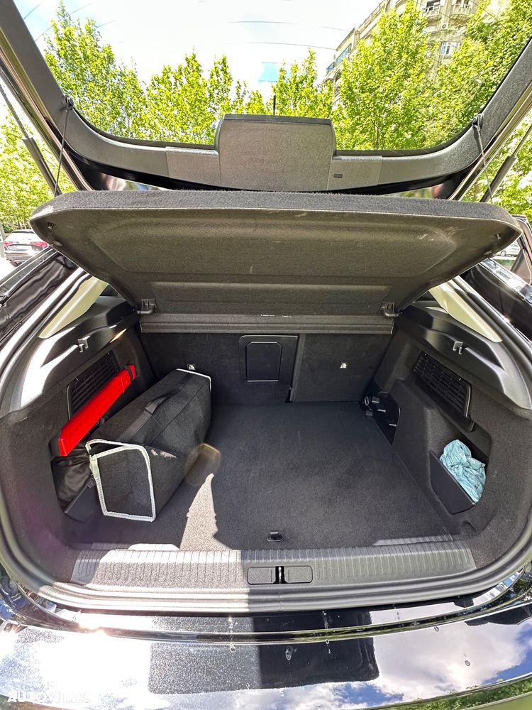 Citroën C4 1.2 PureTech S&S EAT8 Shine - 14