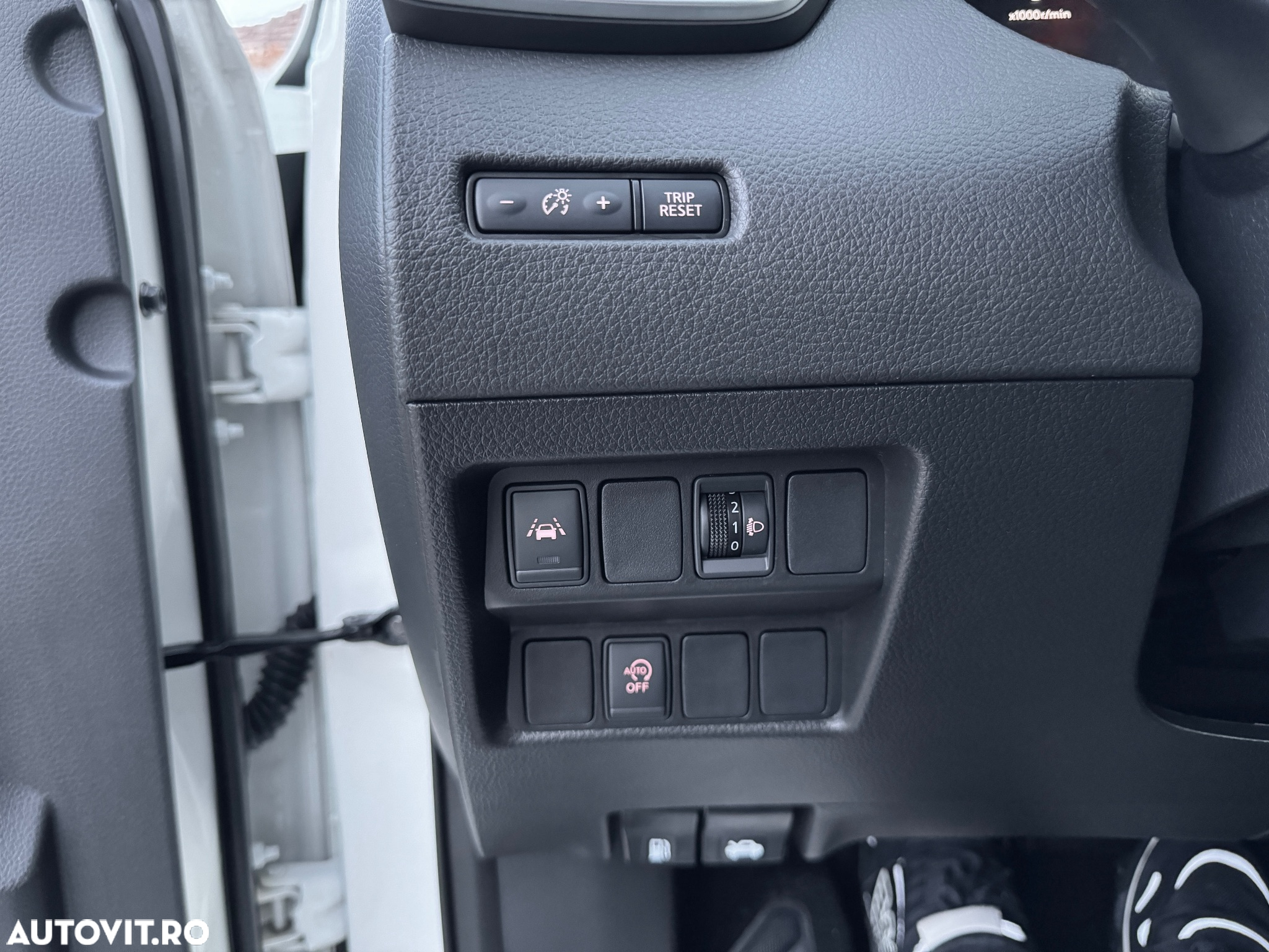 Nissan Qashqai 1.5D 114CP 2WD N-Connecta - 19