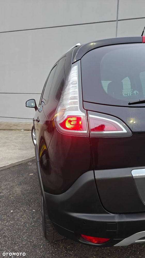 Renault Scenic Energy dCi 110 S&S Xmod Paris - 23