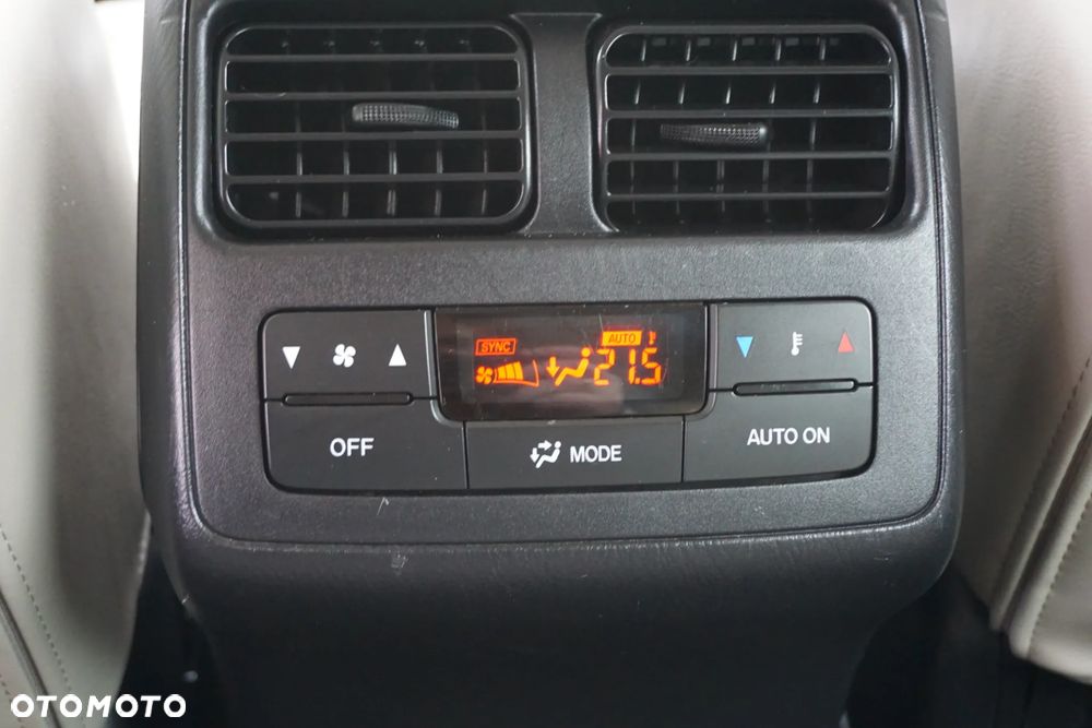 Mazda CX-9 3.7 V6 - 19