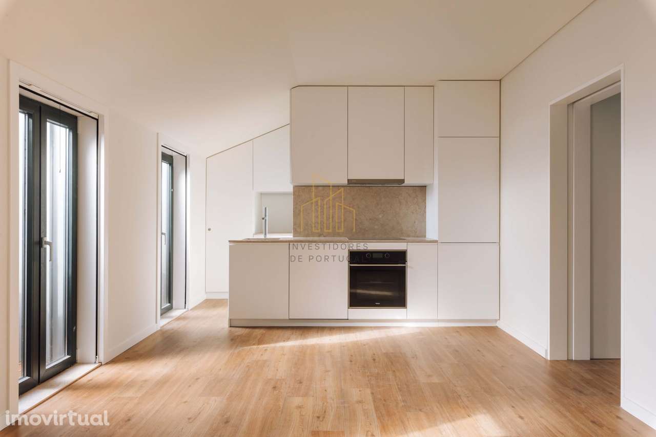 T1 Novo com Terraço e 3 Varandas em Alcântara - Grande imagem: 2/17