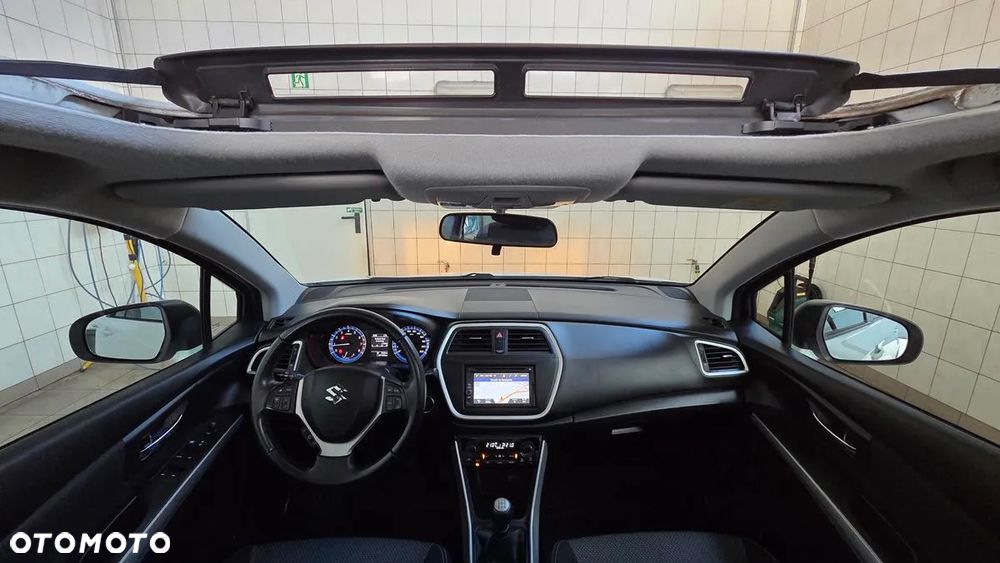 Suzuki SX4 S-Cross 1.6 Premium - 14