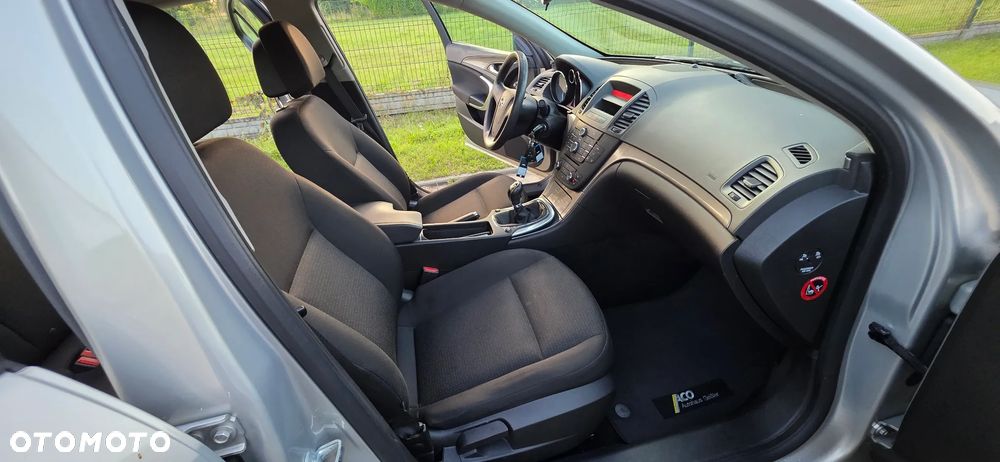 Opel Insignia - 17