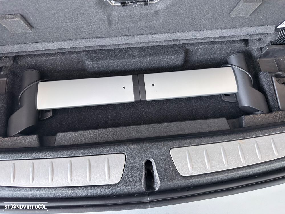 BMW 320 d Touring ED Line Sport Shadow Auto - 24