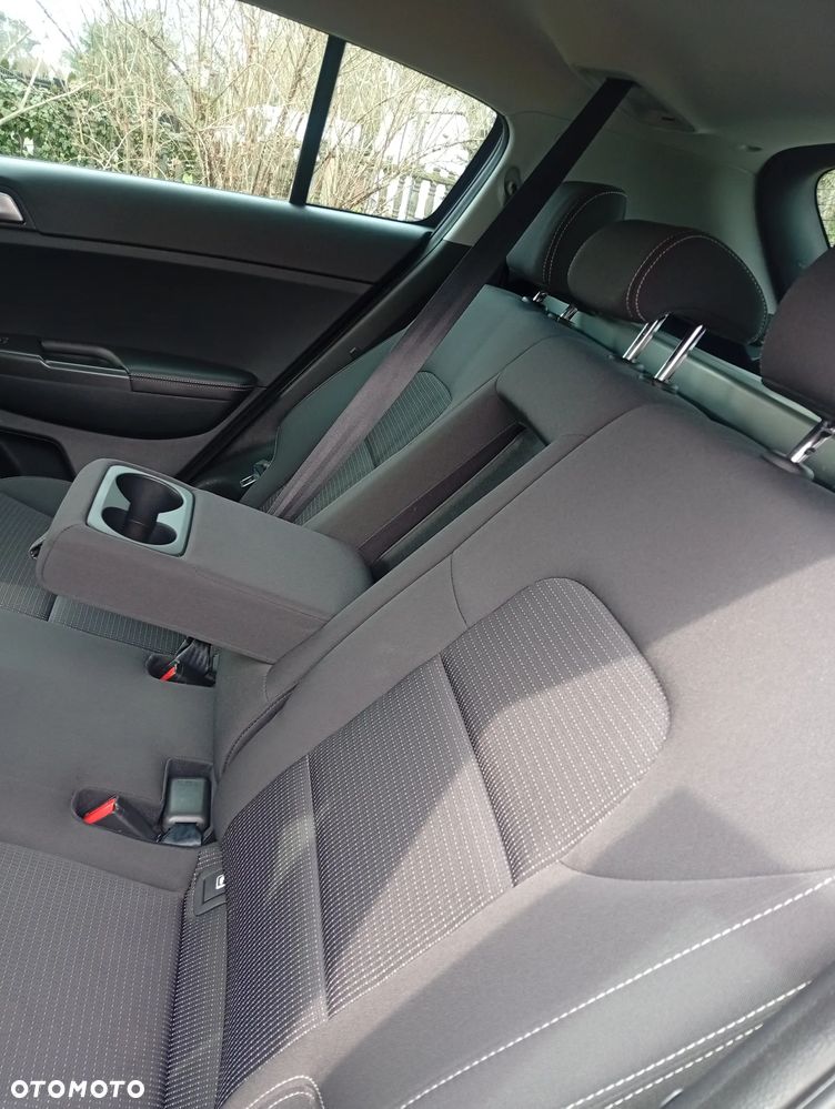 Kia Sportage 1.6 GDI 2WD DREAM-TEAM EDITION - 25