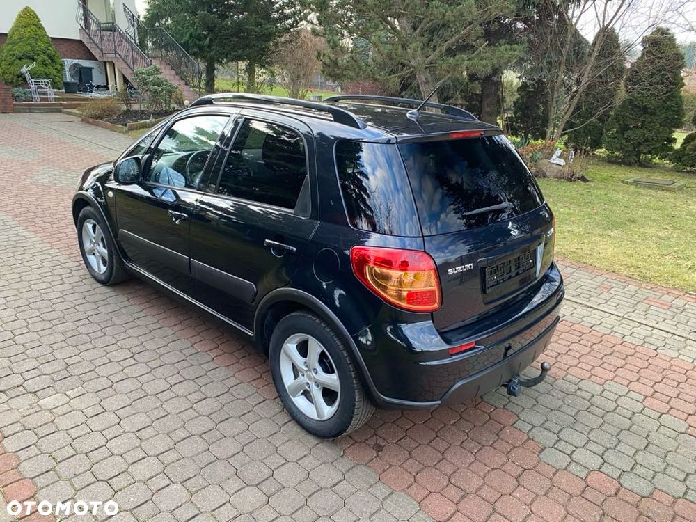 Suzuki SX4 1.6 GS / Premium - 3