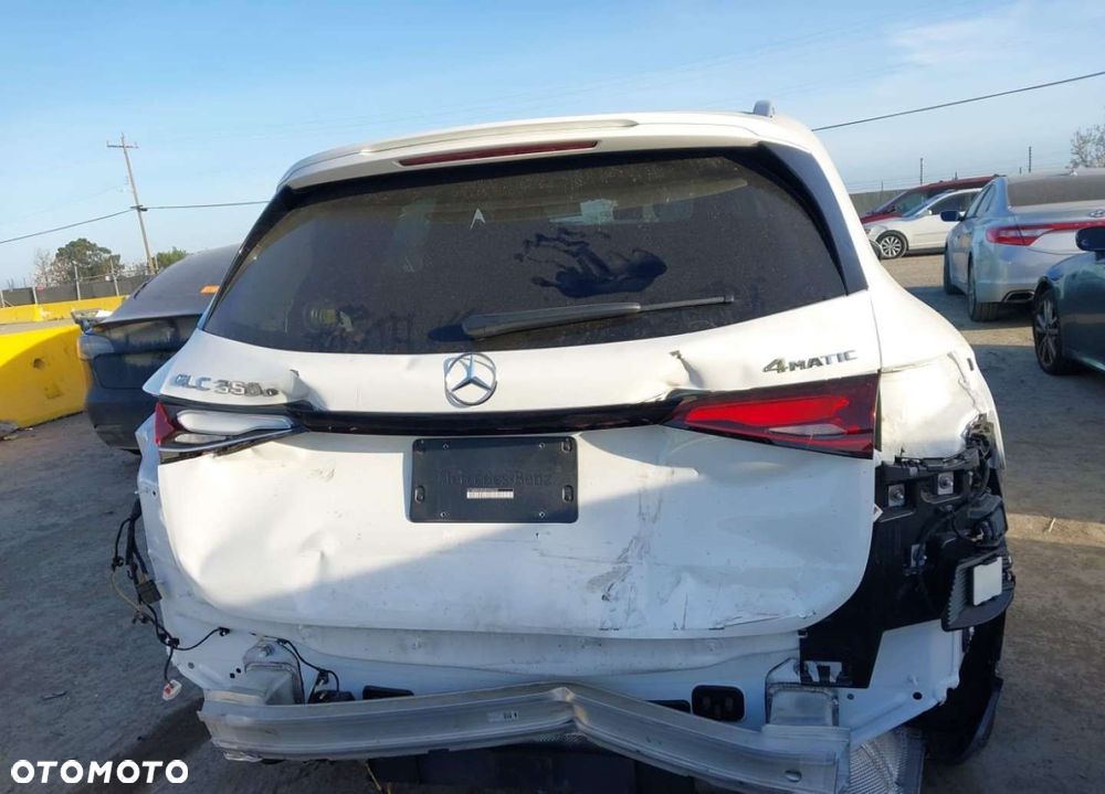 Mercedes-Benz GLC - 4