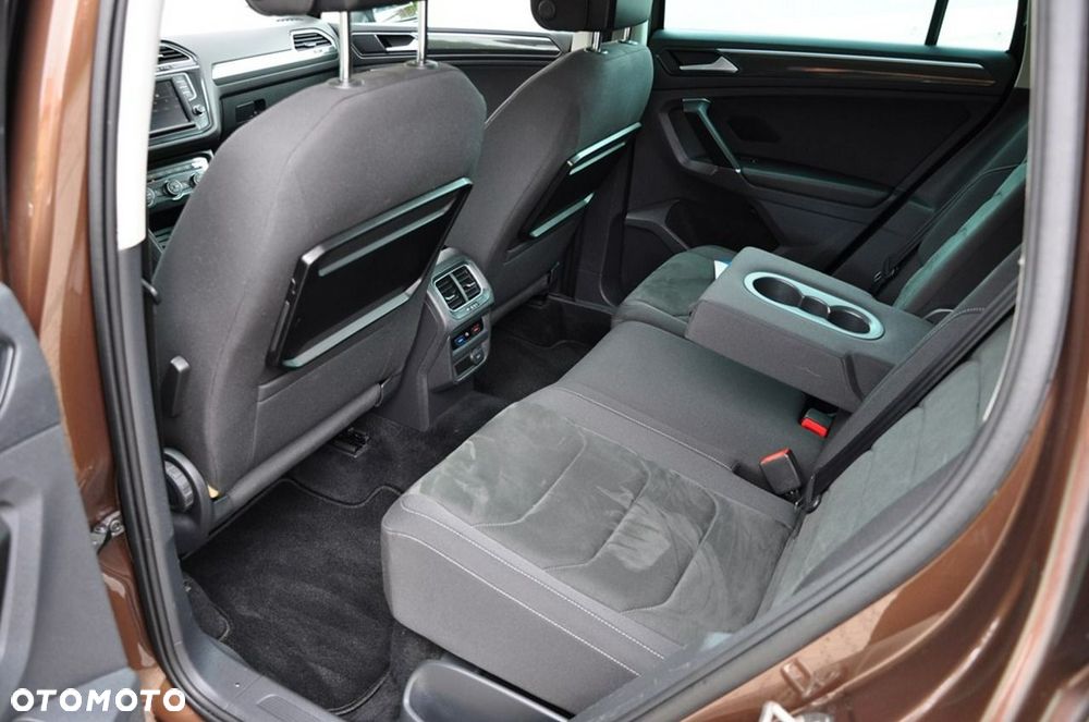 Volkswagen Tiguan 2.0 TDI SCR 4MOTION DSG Highline - 24