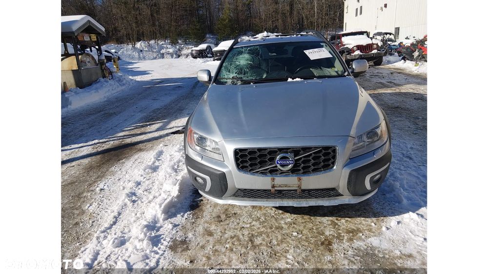 Volvo XC 70 - 4
