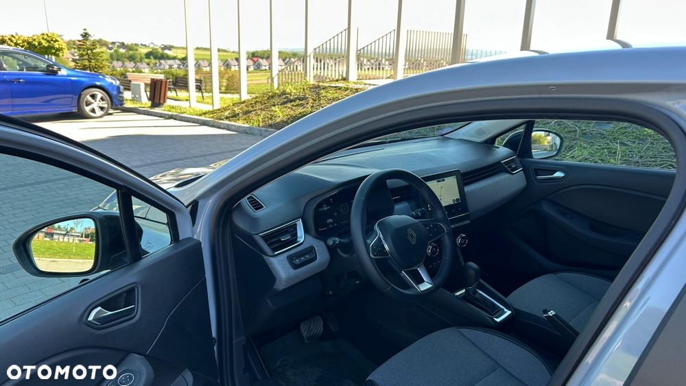 Renault Clio - 12
