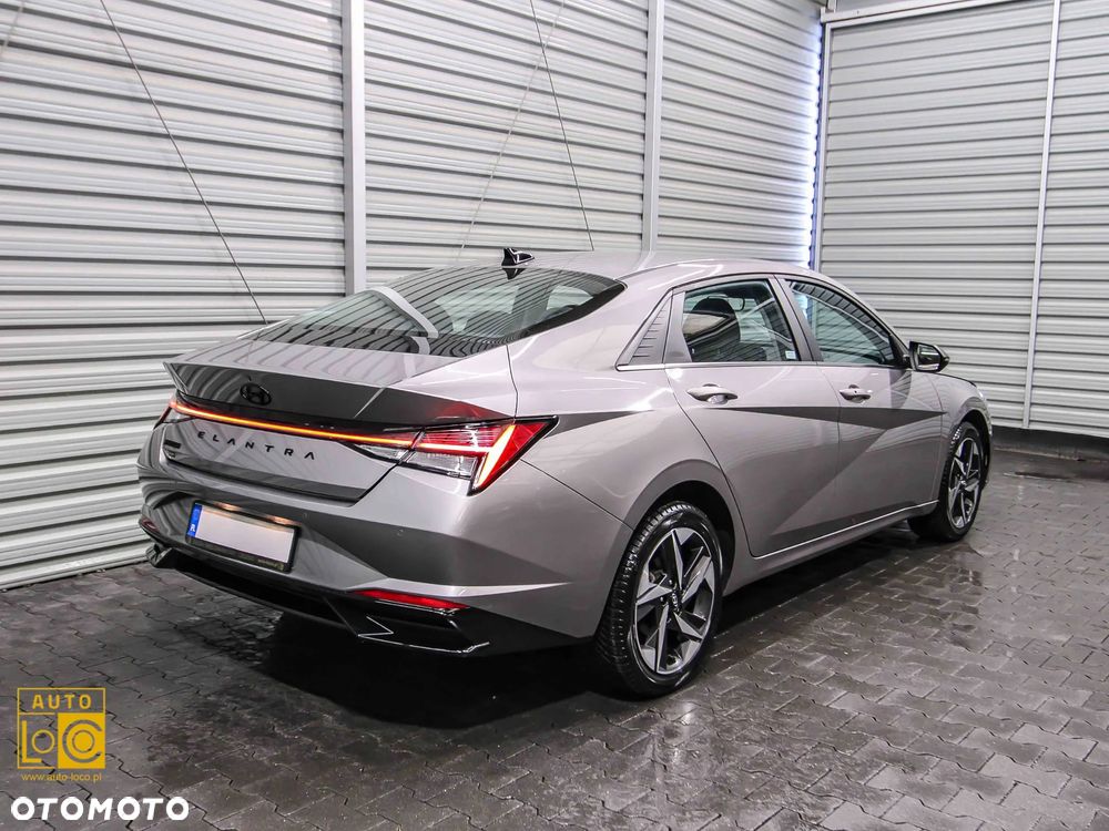 Hyundai Elantra 1.6 Smart - 8