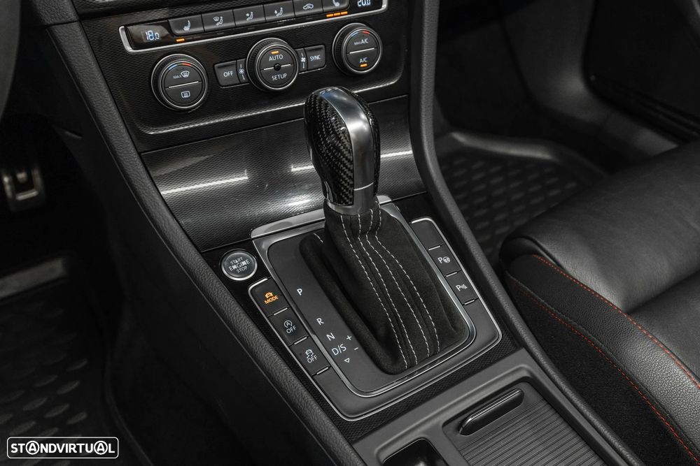 VW Golf 2.0 TSi GTi DSG Performance - 16