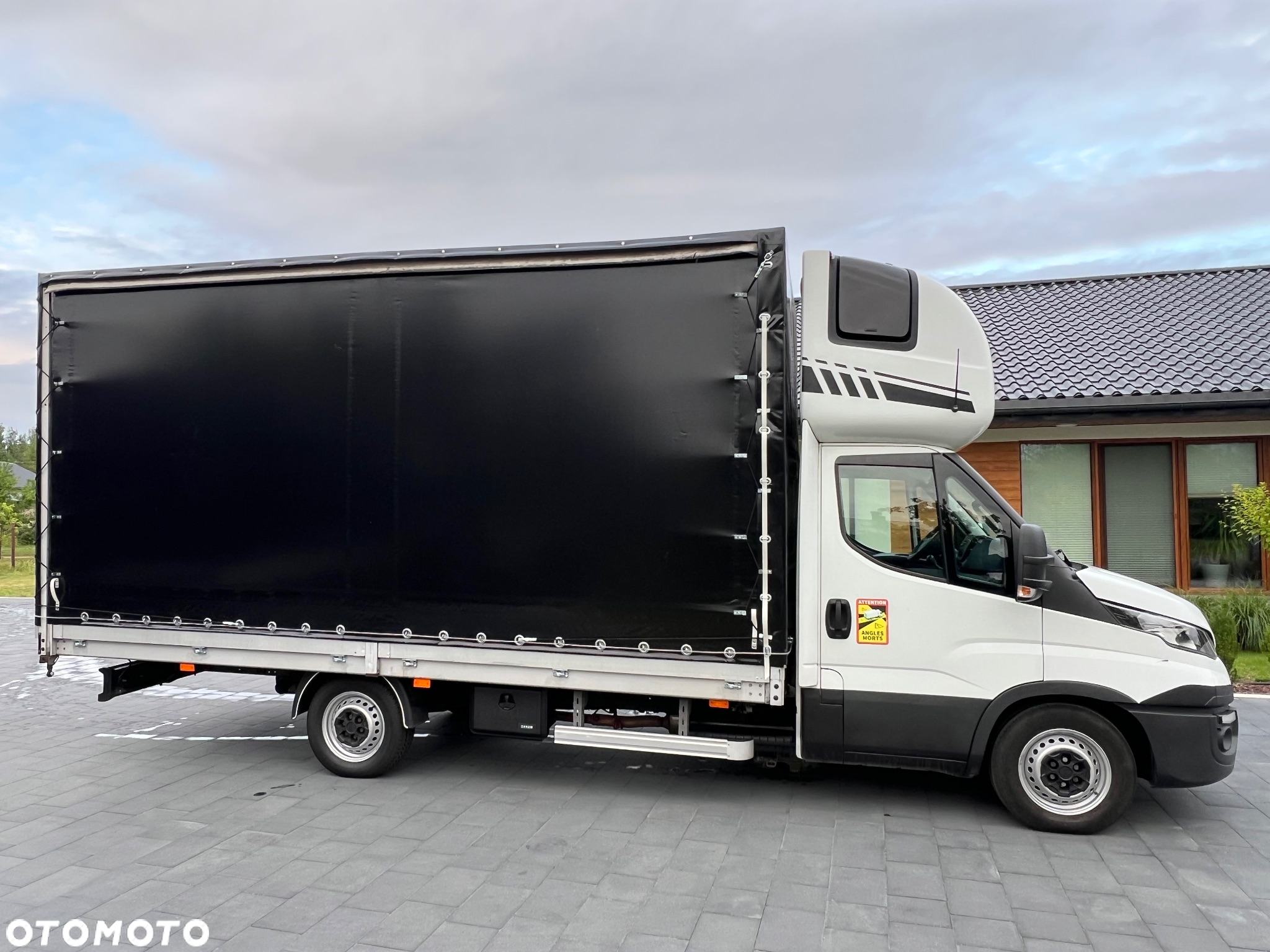 Iveco DAILY - 3