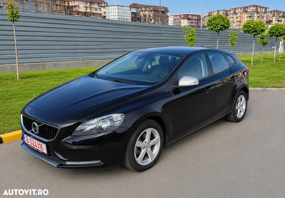 Volvo V40 D2 Momentum - 12