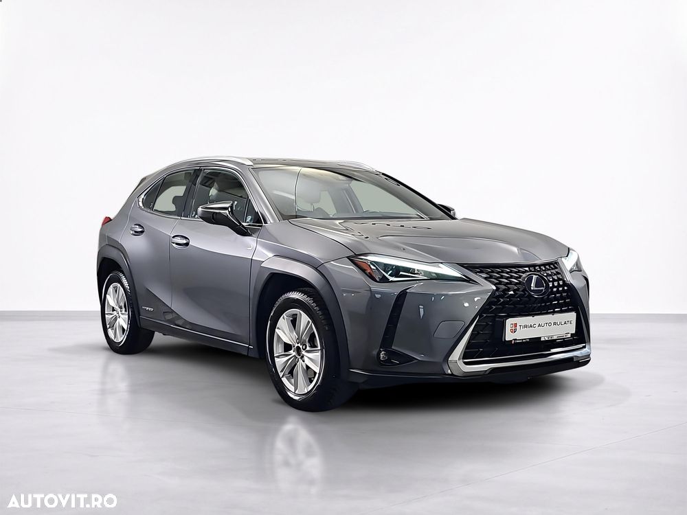 Lexus UX - 7