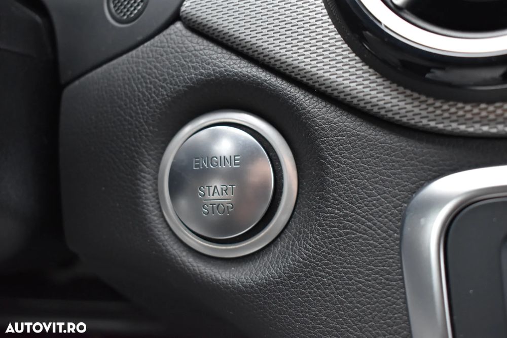 Mercedes-Benz A 220 4MATIC Aut. - 28