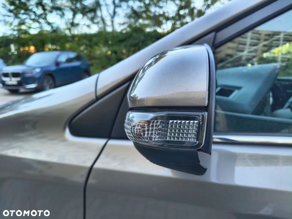 Toyota Auris 1.6 Premium Comfort - 8