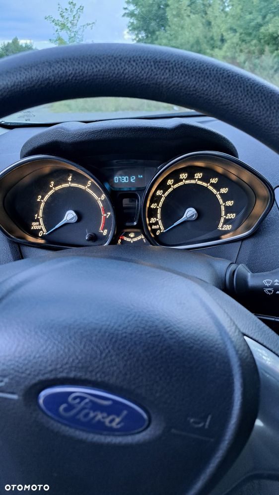 Ford Fiesta 1.0 EcoBoost Titanium - 11