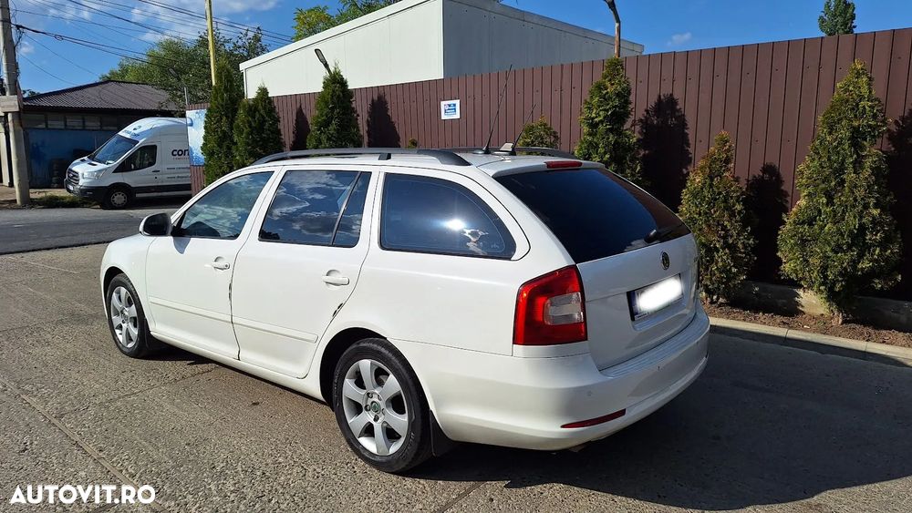SKODA Octavia 2010 — imagine 4
