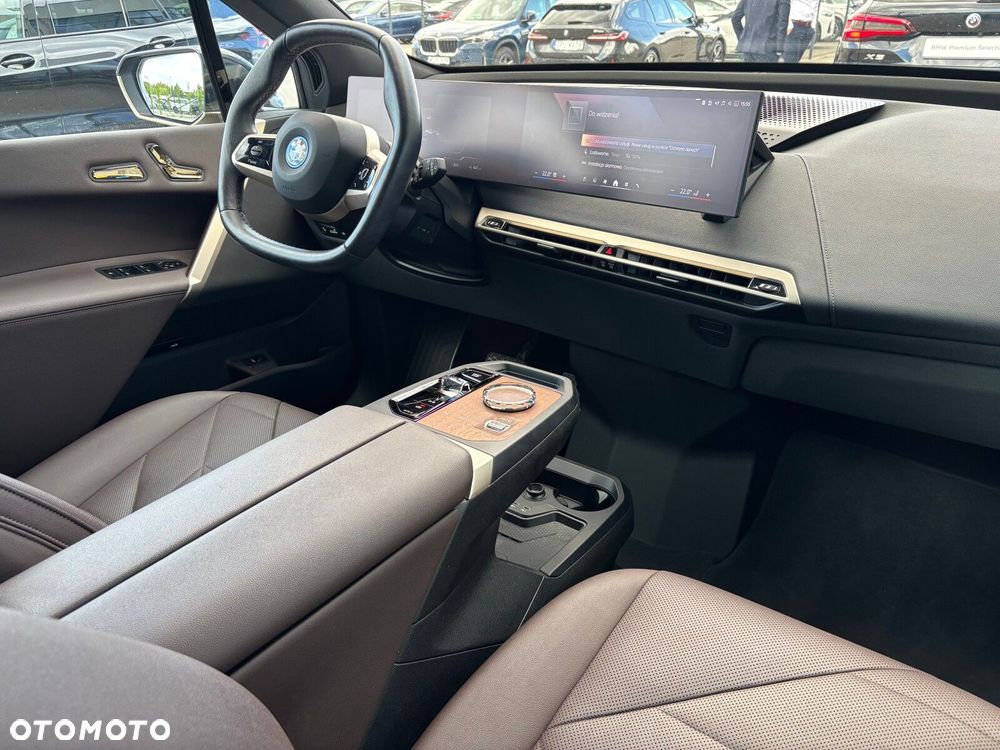 BMW iX - 40