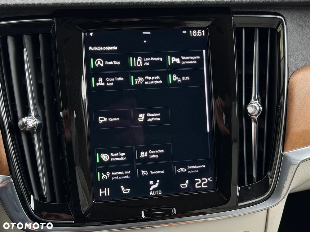 Volvo V90 D5 AWD Momentum Pro - 28